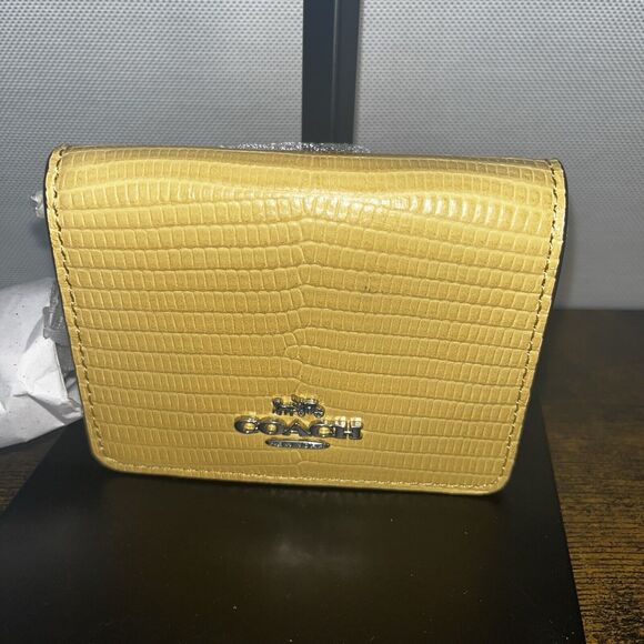Coach Mini Wallet On A Chain Soft Hay Yellow Leather NWT $198 - Picture 9 of 9